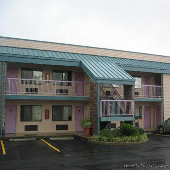 Nola Inn & Suites New Orleans Exterior foto